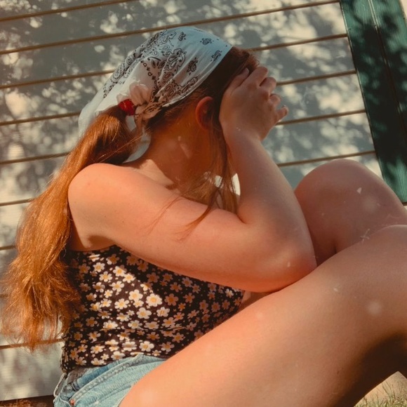 Meet your Posher, Renée - Picture 1 of 1